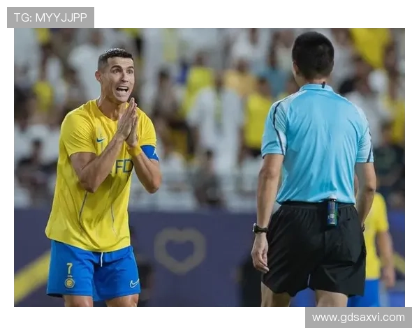 C罗伤缺4周 或无缘国家队3月热身赛 C罗伤缺4周 或无缘国家队3月热身赛