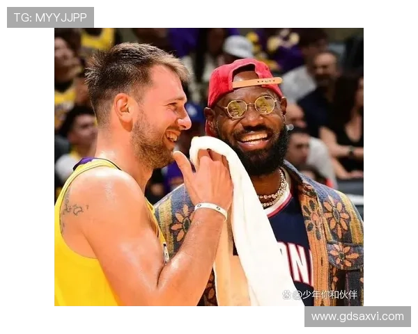 东契奇赞詹皇为胜拼命主场沸腾 东契奇赞詹皇为胜拼命主场沸腾